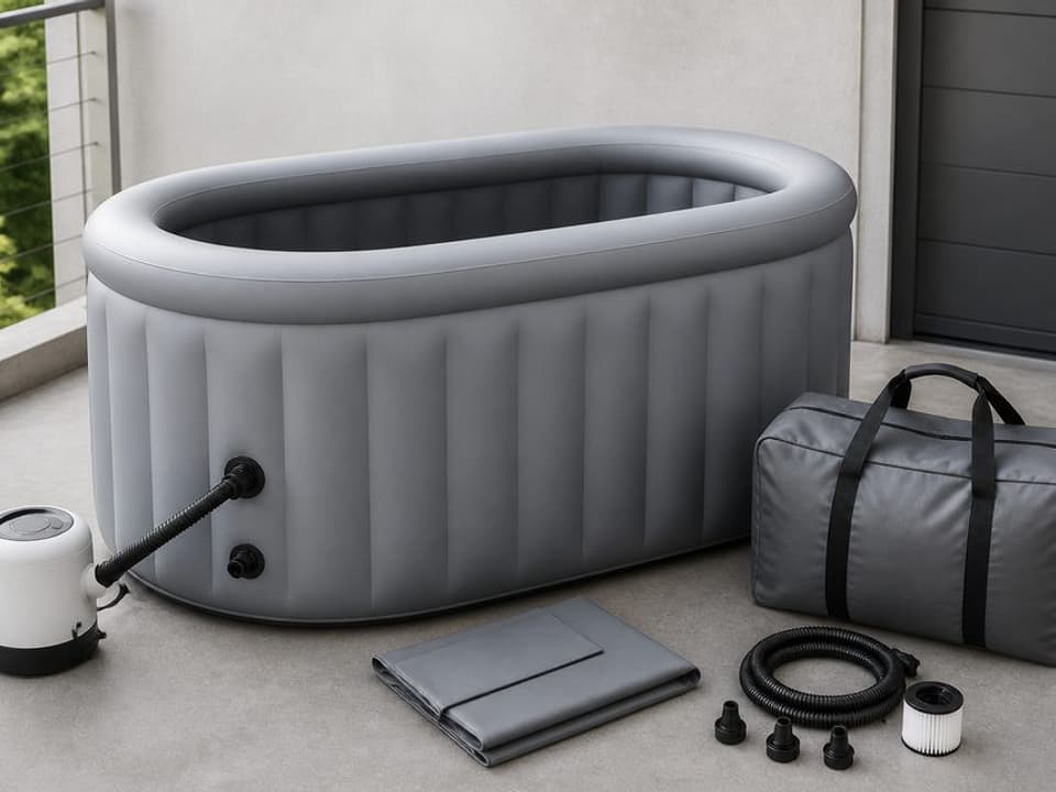 Portable inflatable cold plunge tub (illustrative)